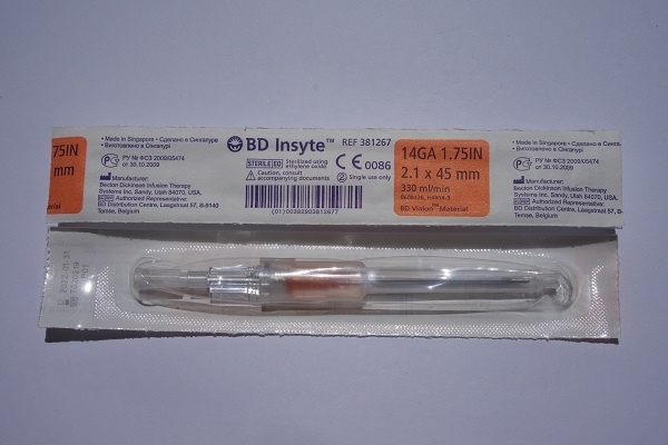 BD Insyte 14 gauge Catheter